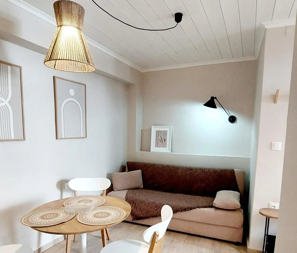 Lilys Apartments 레팀노 그리스